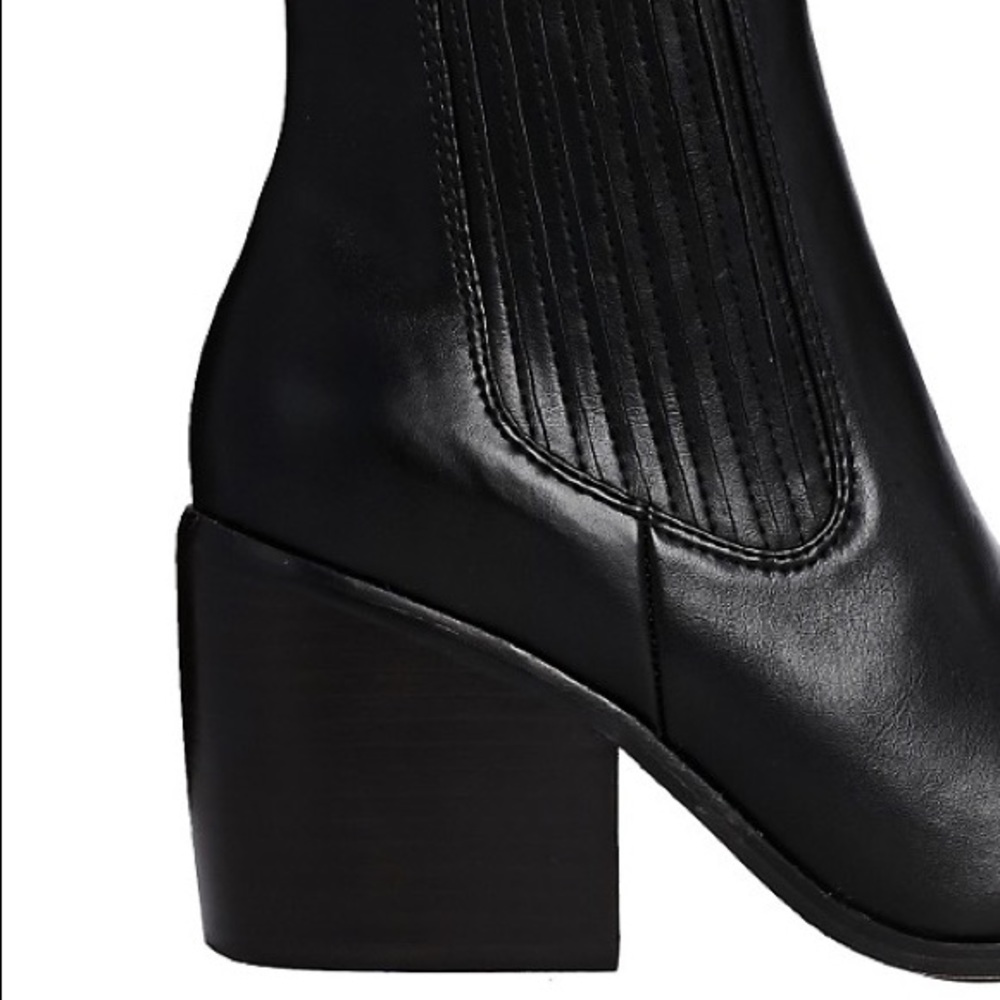 ASOS black pointed-toe Chelsea ankle … - Picture 2 of 7